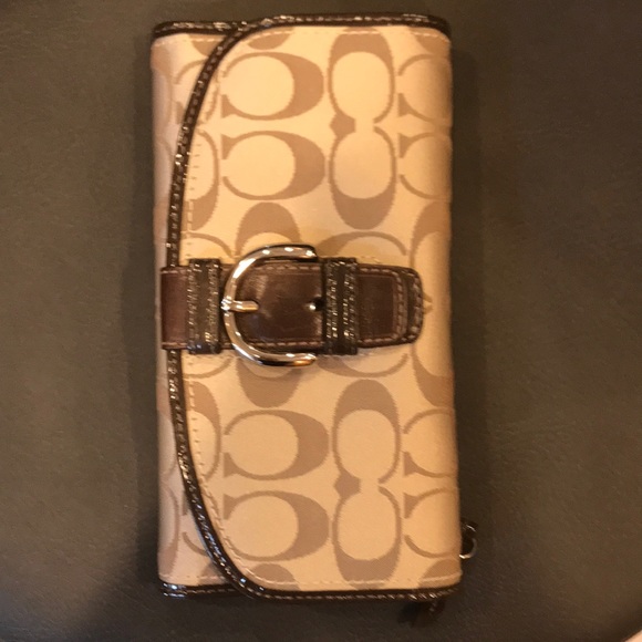 Coach Wallet - Picture 2 of 5